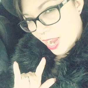 Meet your Posher, Angelina